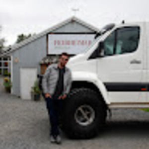 Meet your Posher, Lee